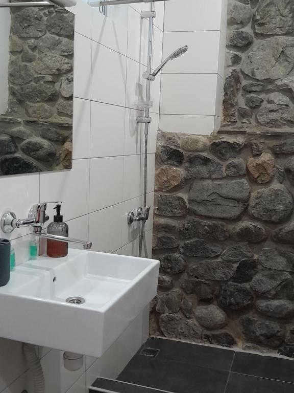 Koupelna v ubytování Bapsha Guesthouse