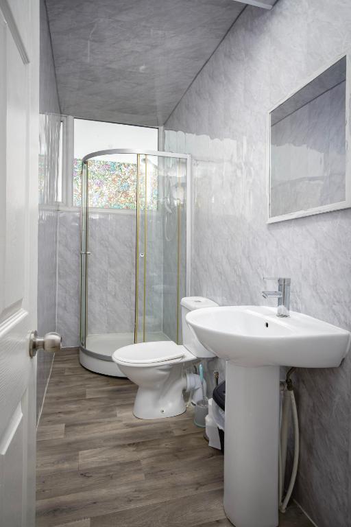 
Single Room with Bathroom
