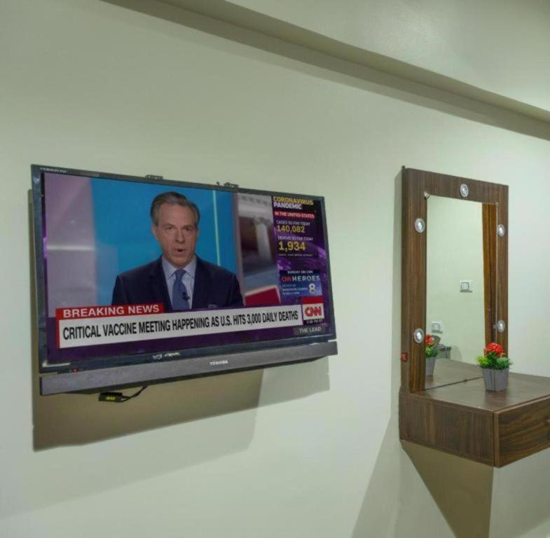 TV a/nebo společenská místnost v ubytování Hotel Del Ceilo
