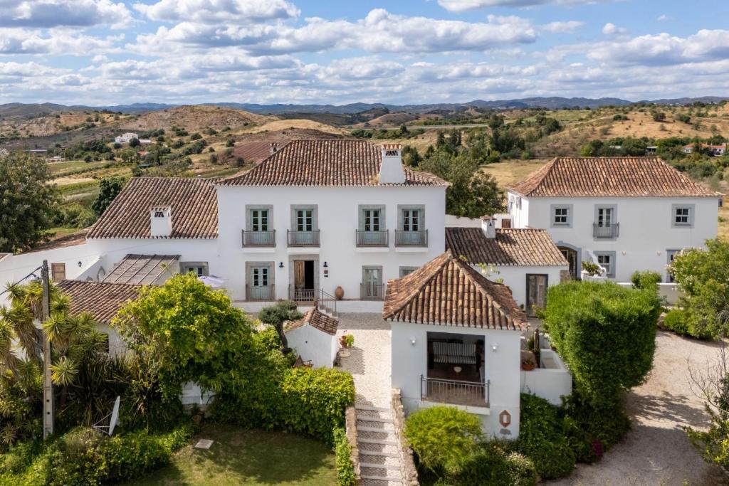 Monte Solteiras in Tavira by Lovelystay