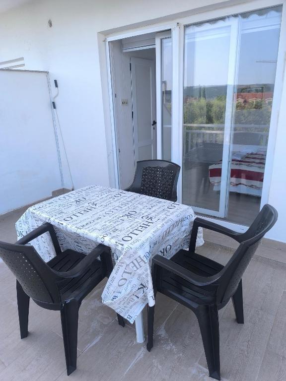 Balkón alebo terasa v ubytovaní Apartmant Sučić