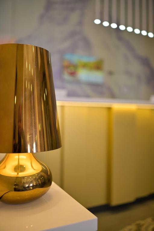 12 Revay Hotel - Resim 24