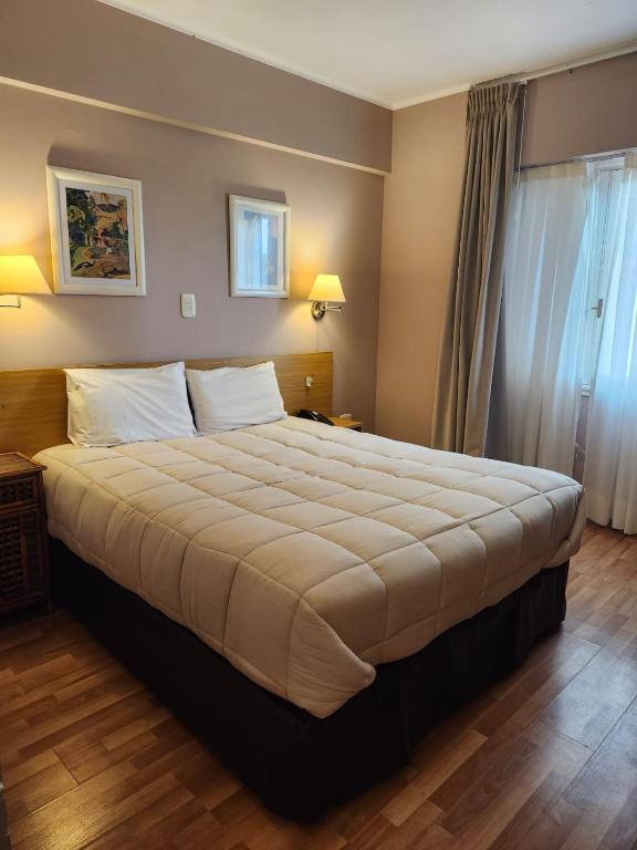 Hotel Colonial ciudad LABOULAYE