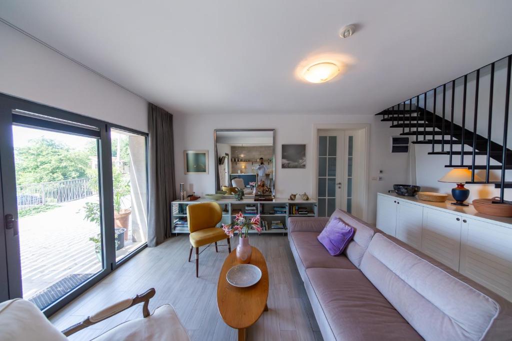Istumisnurk majutusasutuses Villa Mattson