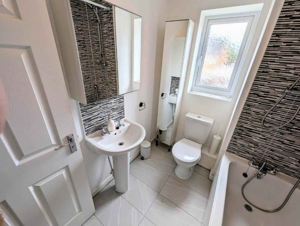 Bagno di Steps from O2 Apollo, Ox road