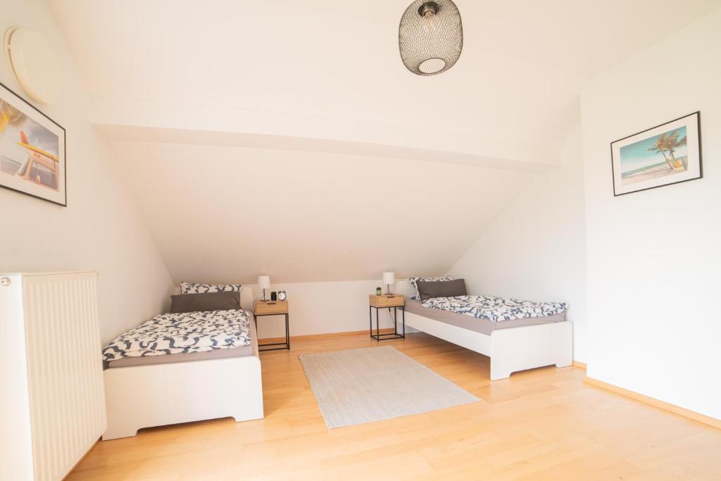 Köstlbach Apart I Ferienwohnung bis 3 & 6 Personen I Nürnberg I Neumarkt I Messe I Natur I Küche I Parken I Waschmaschine I Garten - One-Bedroom Apartment
