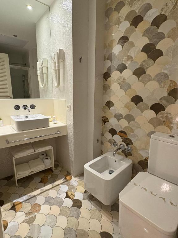 Łazienka w obiekcie Hostal El Alojado de Velarde