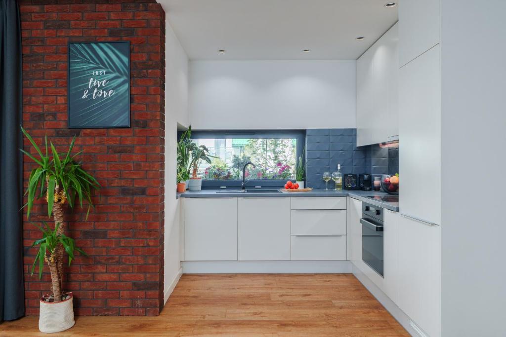 Apartament Green Plant - 1 lub 2 oddzielne sypialnie, taras 30m2, garaż podziemny, FV vat, Targi, klima, dostęp 24h - 5