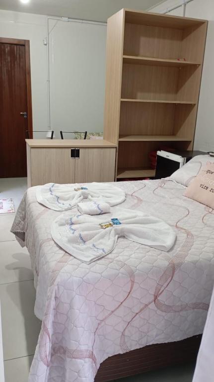 Postel nebo postele na pokoji v ubytování Pousada Jardim Encantado - Suítes em Container na cidade do Cristo Protetor - Encantado RS