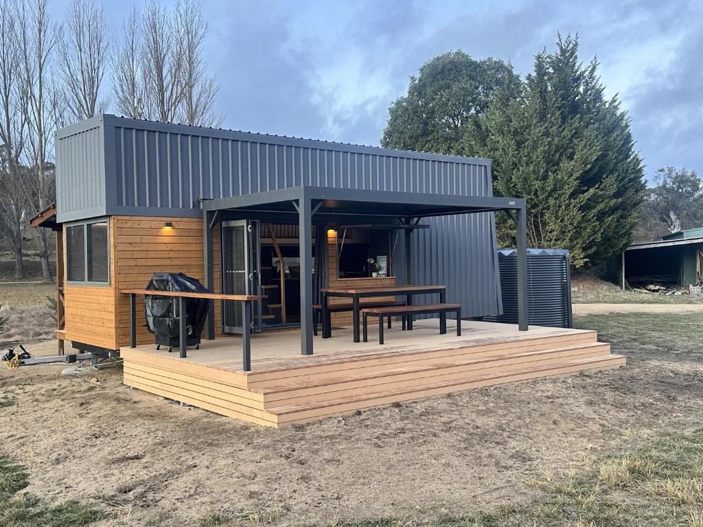 Wombat Creek Tiny House, Crackenback (updated prices 2026)