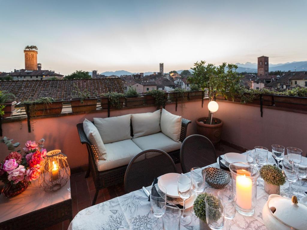 Penthouse In Lucca With Terrace Views Lucca updated Prices 2026 penthouse-in-lucca-with-terrace-views-lucca-updated-prices-2026