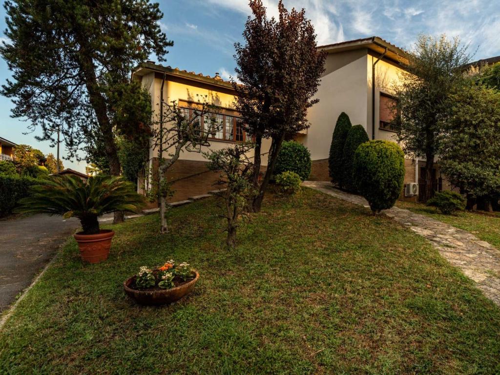 Κήπος έξω από το Villa in Lucca near Porta San Pietro