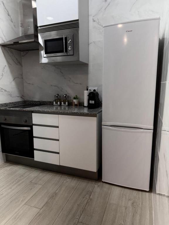 APARTAMENTOS CIUDAD DE LAS ARTES Y LAS CIENCIAS - Resim 37