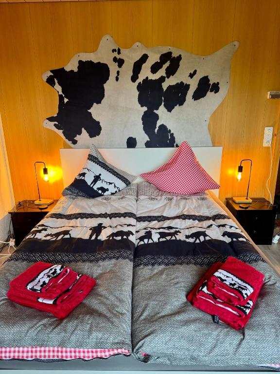 Postel nebo postele na pokoji v ubytování Camping Lazy Rancho - Eiger - Mönch - Jungfrau - Interlaken
