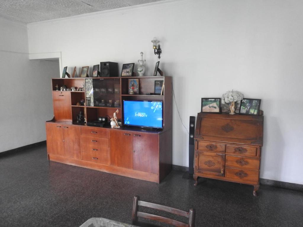 TV a/nebo společenská místnost v ubytování Serenity