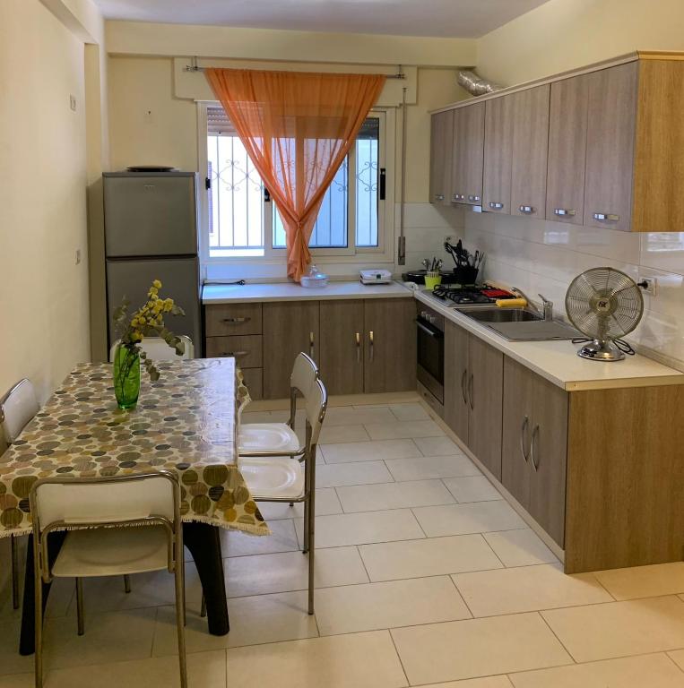 Vlora Central Apartament by Kei
