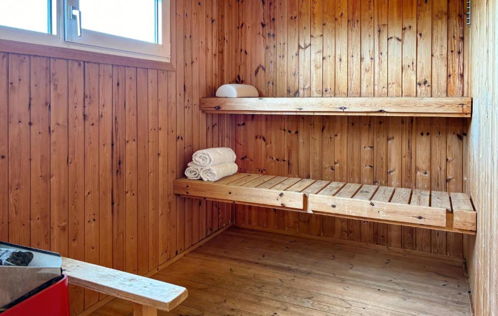 Fotografie z fotogalerie ubytování Cozy Home In Øster Assels With Sauna v destinaci Øster Assels