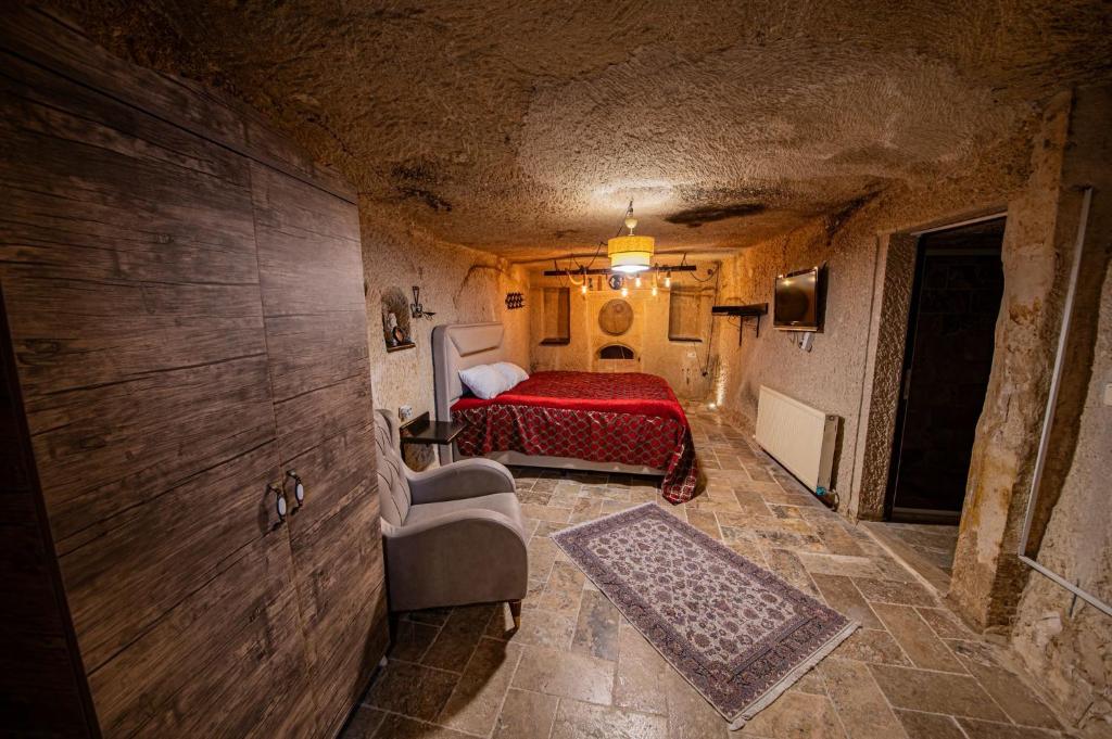 Chelebi Cave House - Second Building Cave
