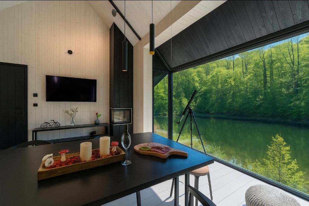 Mur mur cottage