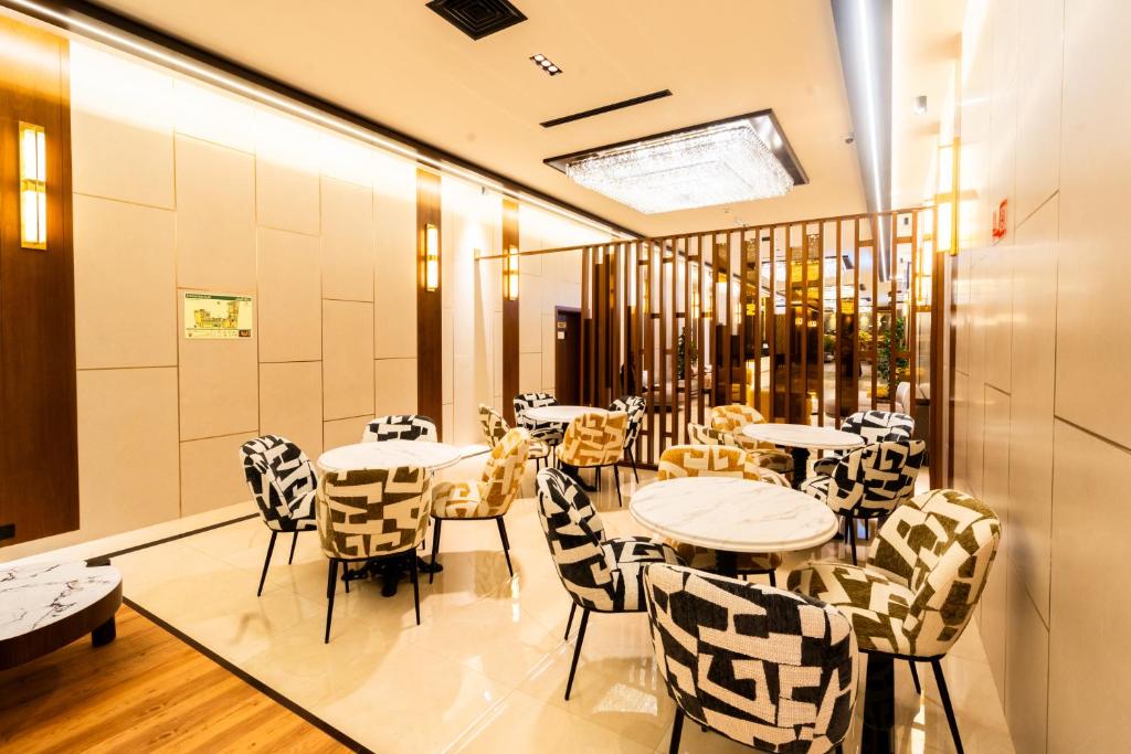 Grand Astoria Hotel - Resim 24