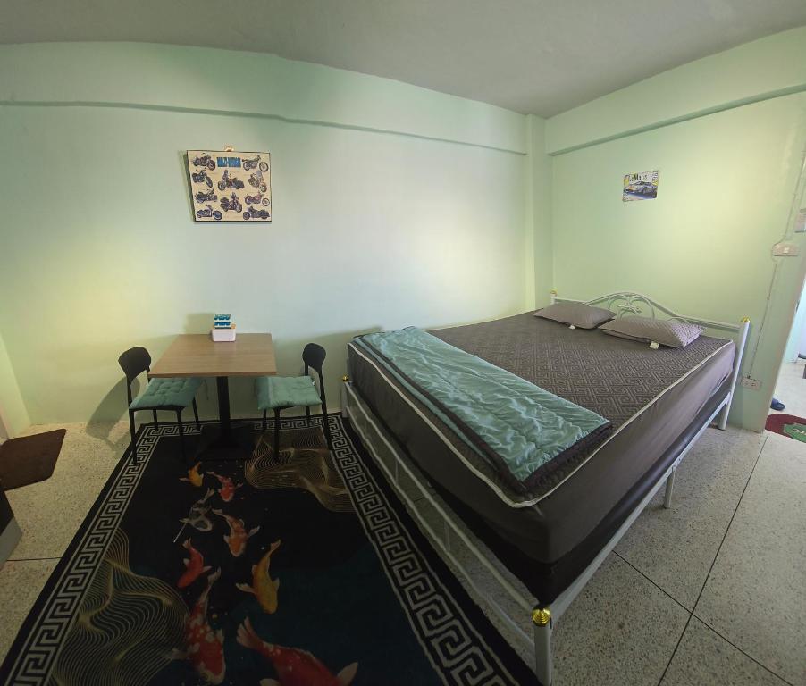 فضای داخلی 812 Quiet AC Apartment with Balcony & free Wifi در بانکوک - تصویر ۳