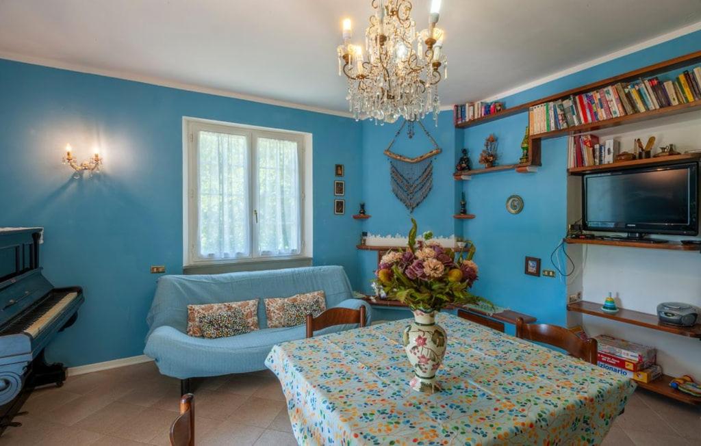 Villa Glicine Casa Vacanze con Piscina e Camino ad Apecchio, Marche