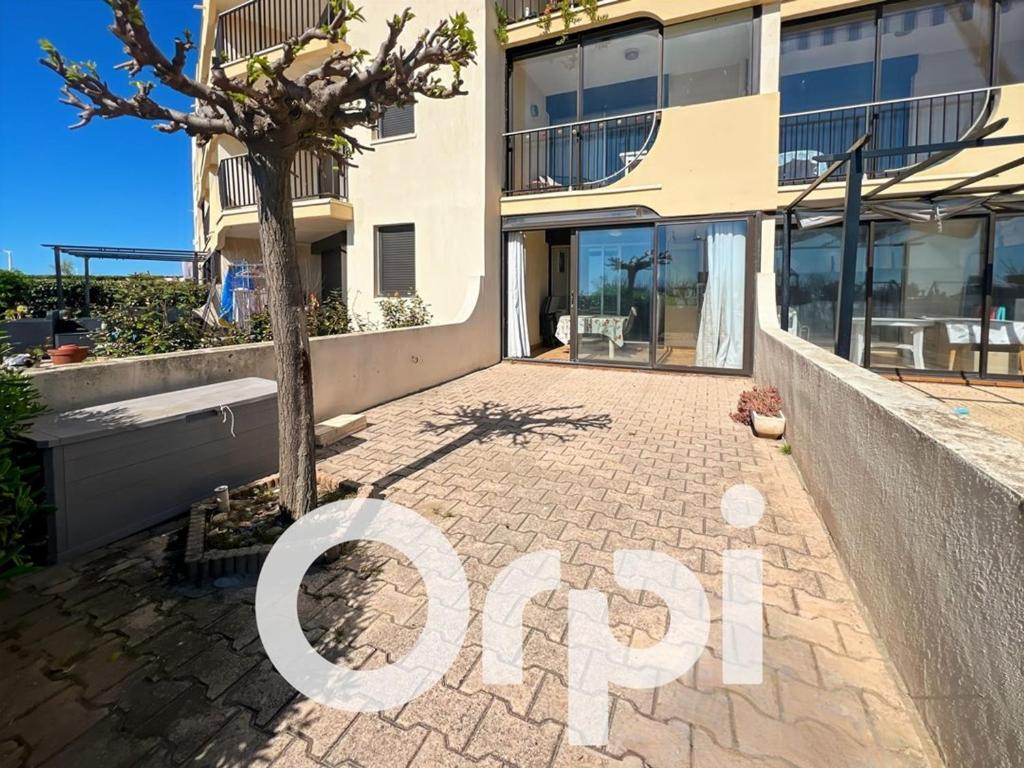 Photo de la galerie de l'établissement Studio Cabine 4 Pers. à Palavas, Terrasse, Parking, Pieds dans l'eau - FR-1-559-33, à Palavas-les-Flots