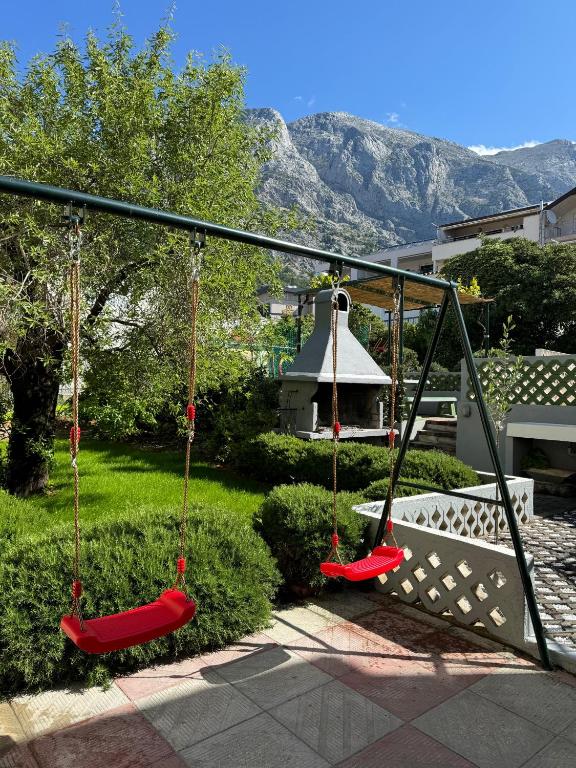 Výhľad na hory alebo výhľad na hory priamo z apartmánu