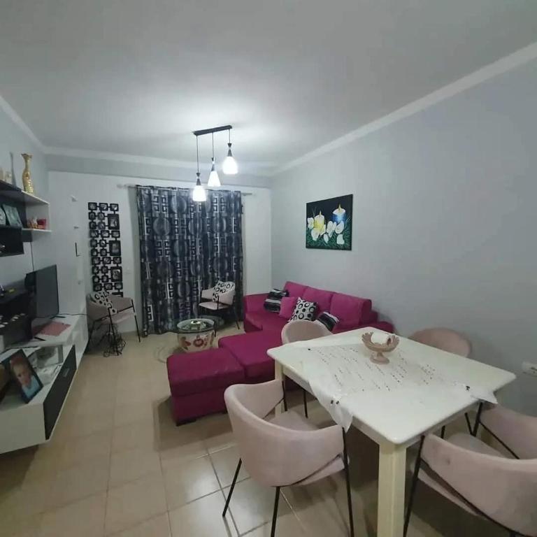 Old Beach Apartment