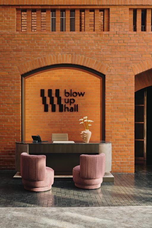 Hotel Blow Up Hall - Resim 10