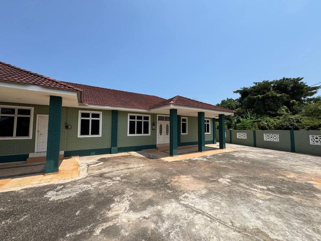 Budova, kde se prázdninový dům nachází