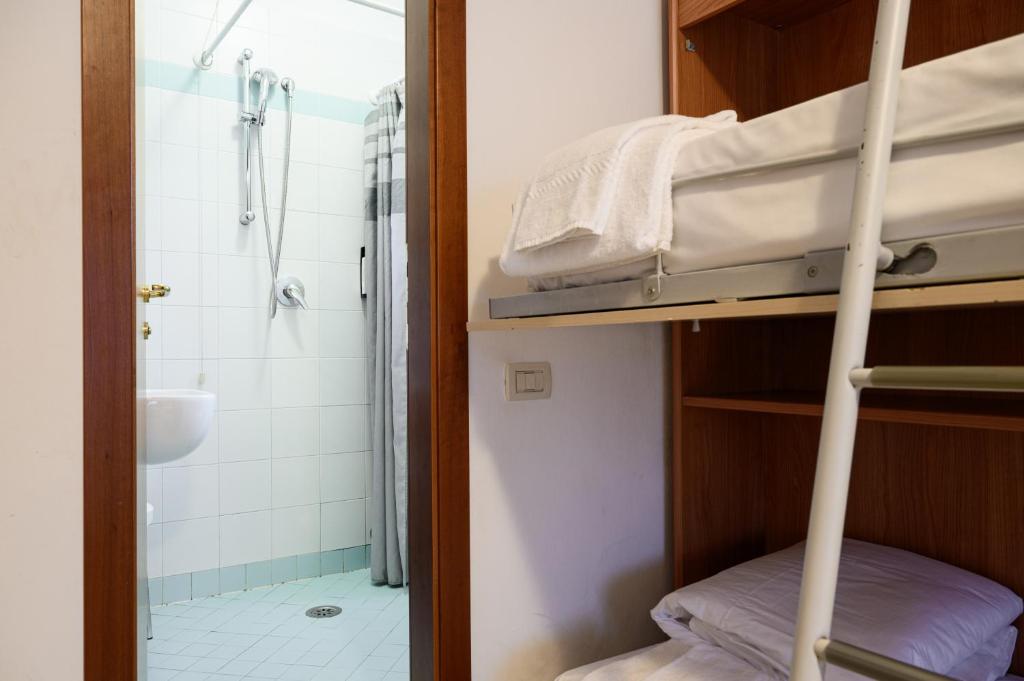 Koupelna v ubytování Hotel Due Ragni e Ristorante