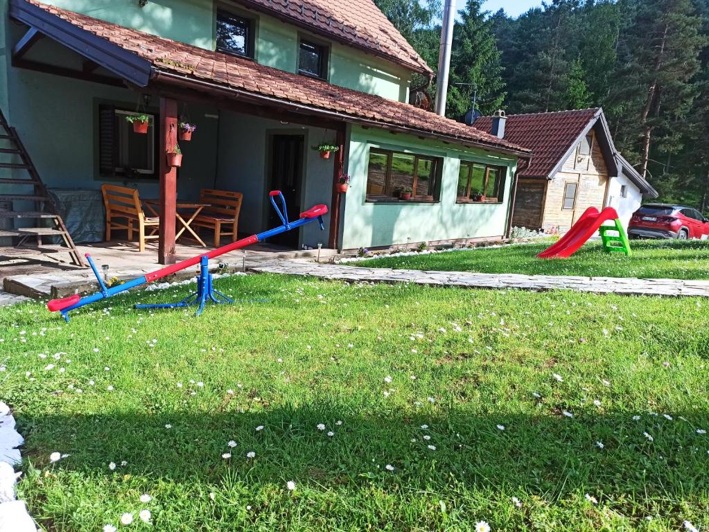 Herní místnost nebo prostor pro děti v ubytování Kuća za odmor-Aleksandra