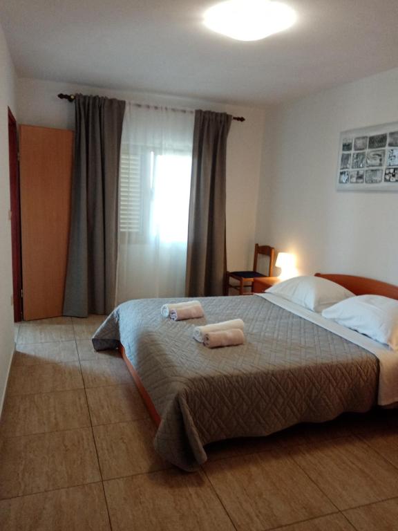 Apartments Marina - One-Bedroom Apartment With Sea View