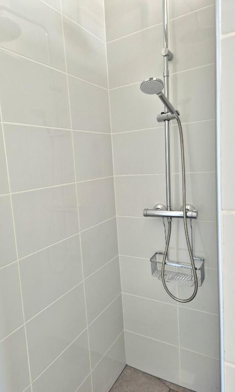 Koupelna v ubytování Light and cosy apartment in 100 meters from the beach Costa Adeje