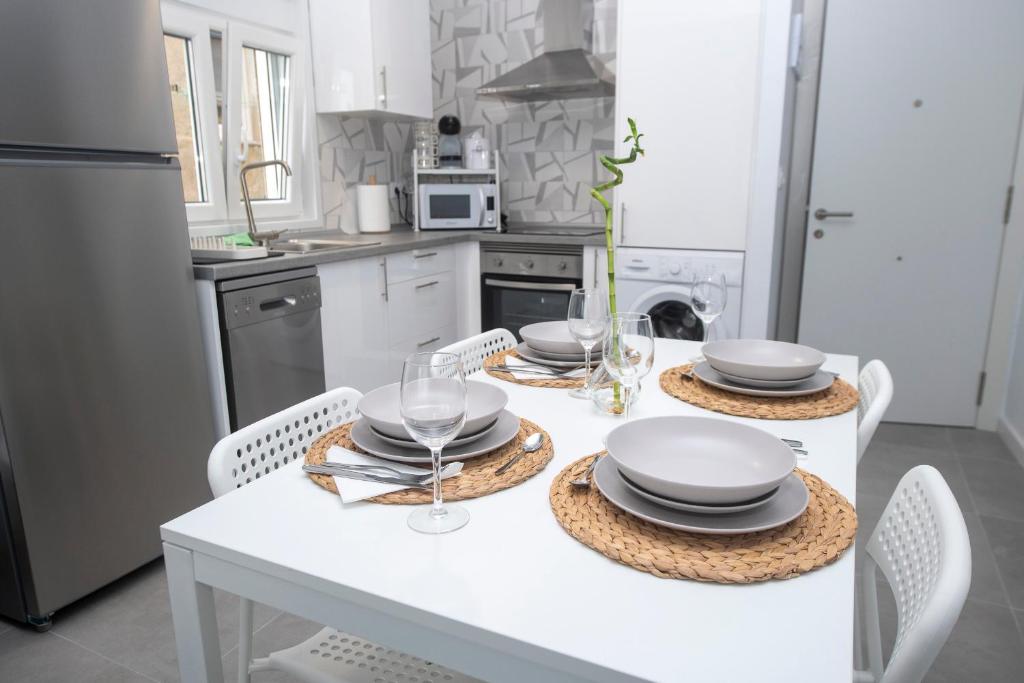 Η κουζίνα ή μικρή κουζίνα στο Apartamento O Tranvía en el Centro de Finisterre