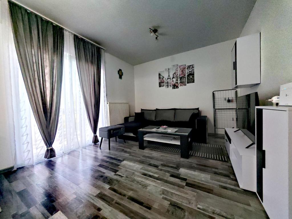 Posedenie v ubytovaní Apartmani "Marina"