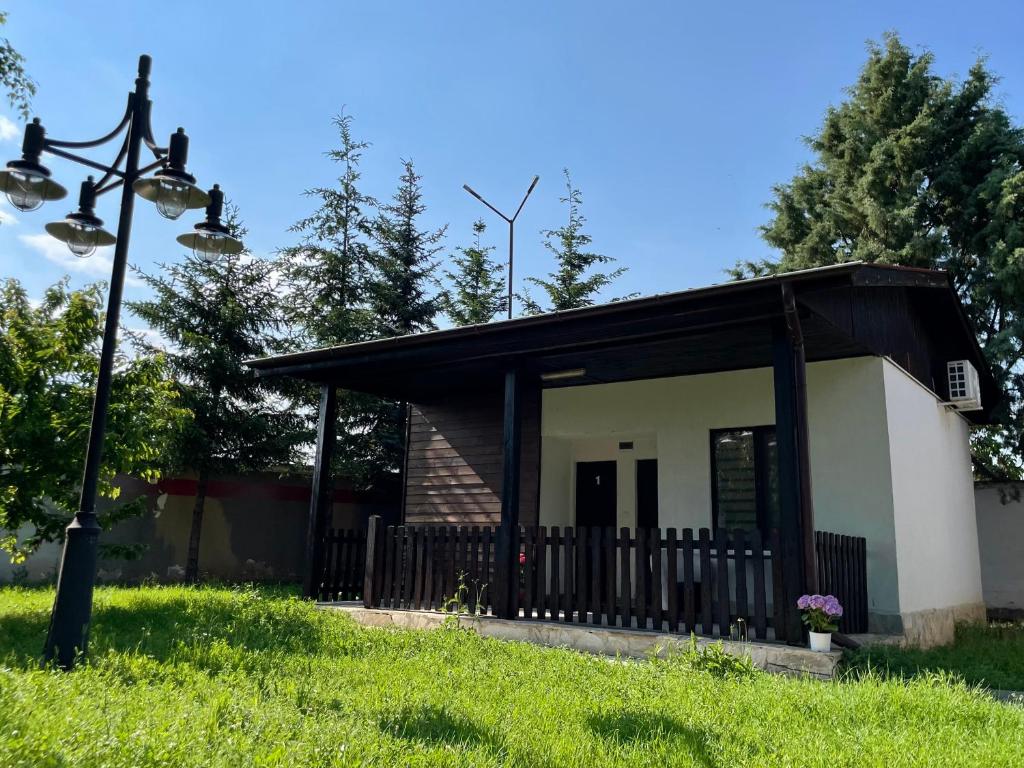 Zahrada ubytování Bungalows of Yug