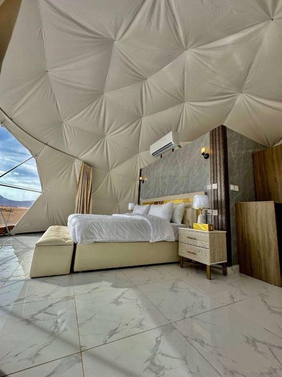 Rum Royal Dunes Camp & tour