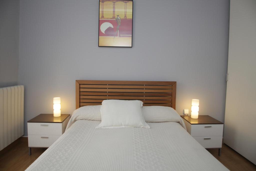 Posteľ alebo postele v izbe v ubytovaní Luxury Central Apartment