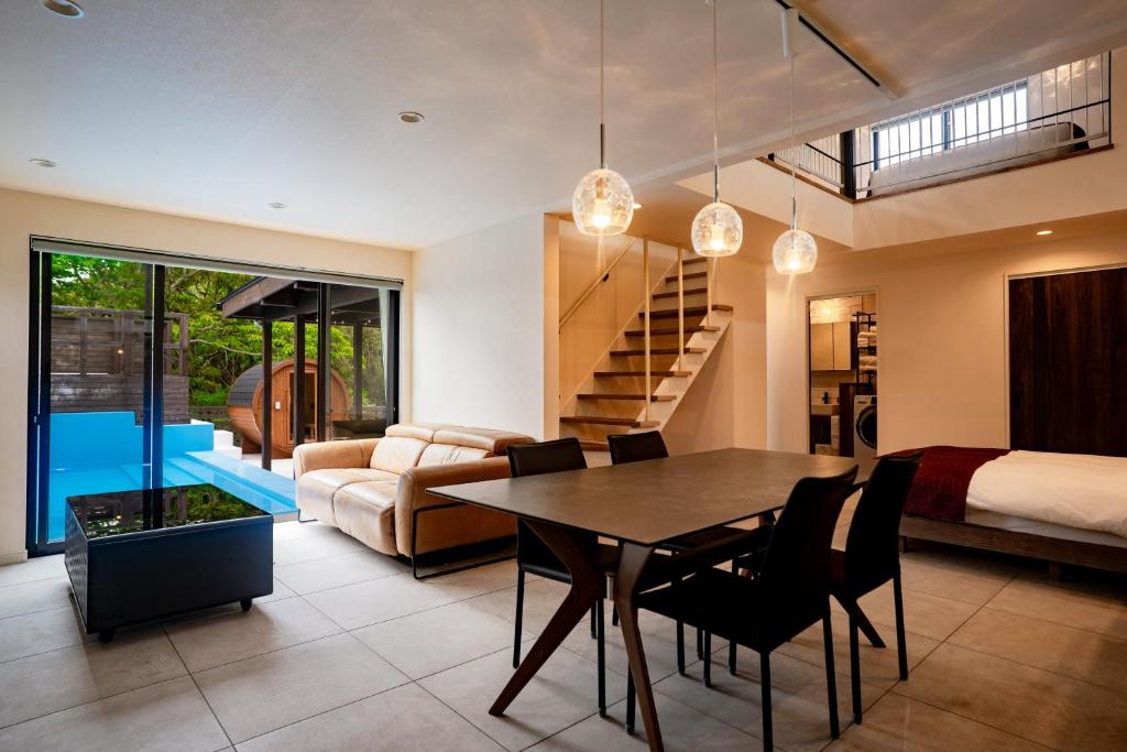 Posezení v ubytování Montevan RESORT VILLA