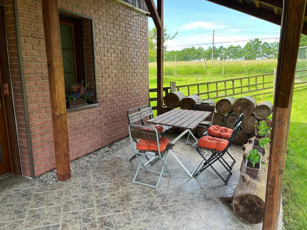 Balkón nebo terasa v ubytování Rybářská Bašta