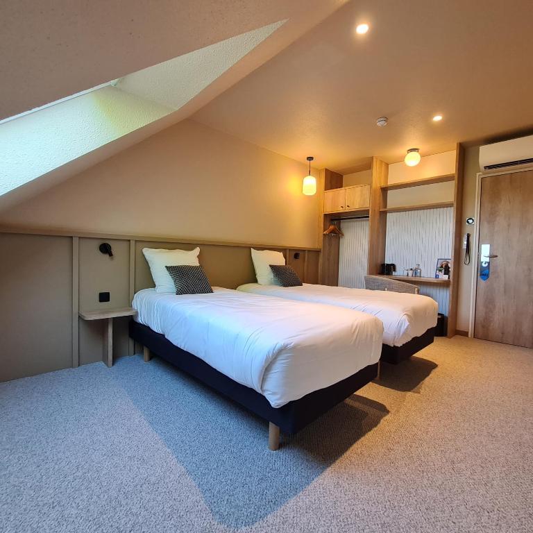 Brit Hotel Confort Alençon - Habitación Doble Superior O Twin