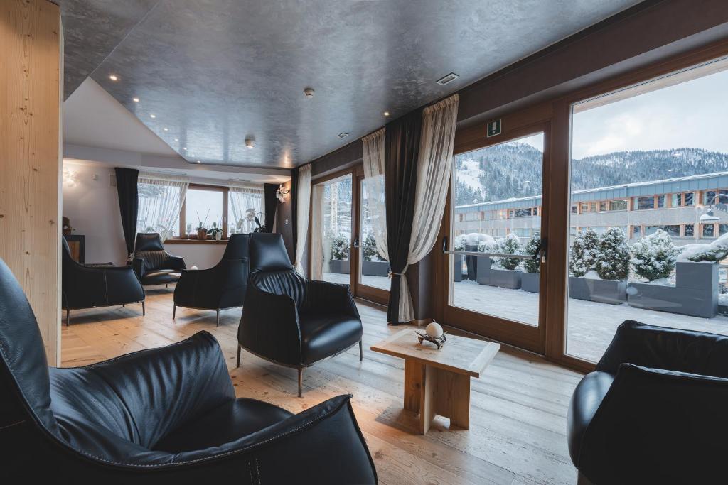 Posezení v ubytování Chalet Laura Lodge Hotel