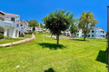 Zahrada ubytování SON BOU Apartamento en planta baja junto la playa