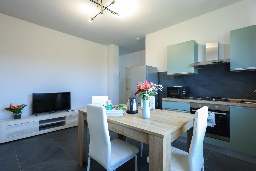 Kuchyň nebo kuchyňský kout v ubytování Deliziosa Apartments Tropea