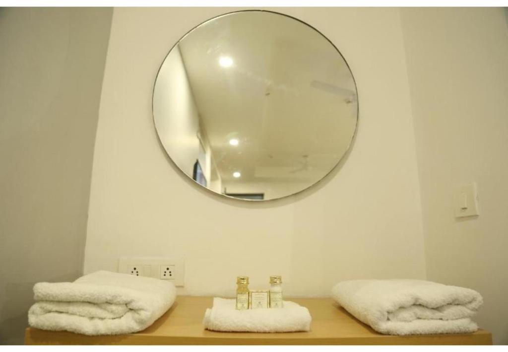 Fotografie z fotogalerie ubytování The Roseman Hotel & Suites v destinaci Ghaziabád