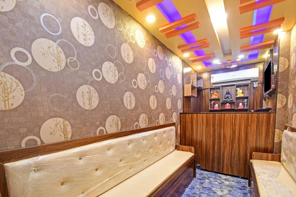 TV a/nebo společenská místnost v ubytování Hotel O The Heaven Inn