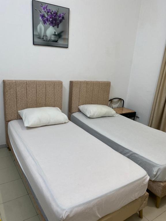 Postel nebo postele na pokoji v ubytování Lafayette Private 2-Bedroom Apartment