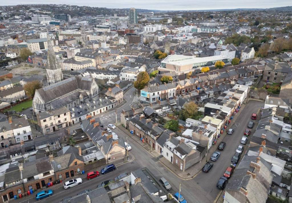 Nespecifikovaný výhled na destinaci Cork nebo výhled na město při pohledu z bed and breakfast